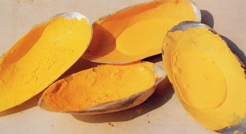 Yellow pigment for Pichwai