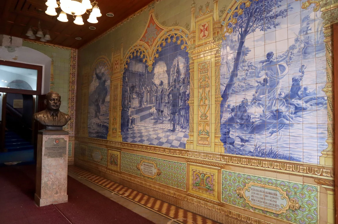 Azulejos in the Institute Menezes Braganza-tile art
